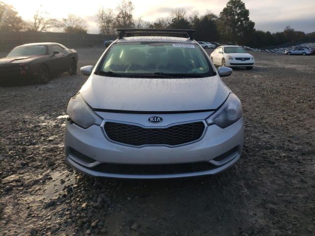 Photo 5 from auction – 2016 KIA FORTE LX with VIN KNAFX4A60G5550129