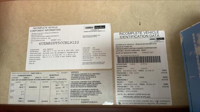 Photo 10 from auction – 2012 FREIGHTLINER CHASSIS XC with VIN 4UZAB2DT5CCBL9122