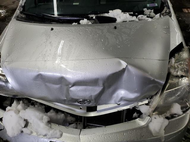 Photo 11 from auction – 2005 TOYOTA PRIUS with VIN JTDKB20U757049972