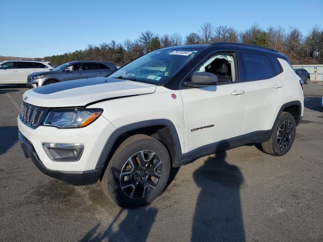 JEEP COMPASS TR 2019 with VIN 3C4NJDDB9KT594759 - Photo from auction