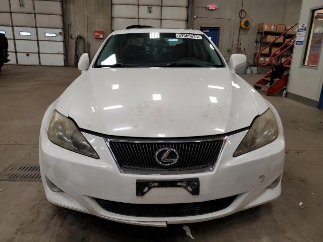 Photo 5 from auction – 2006 LEXUS IS 250 with VIN JTHCK262X62006752