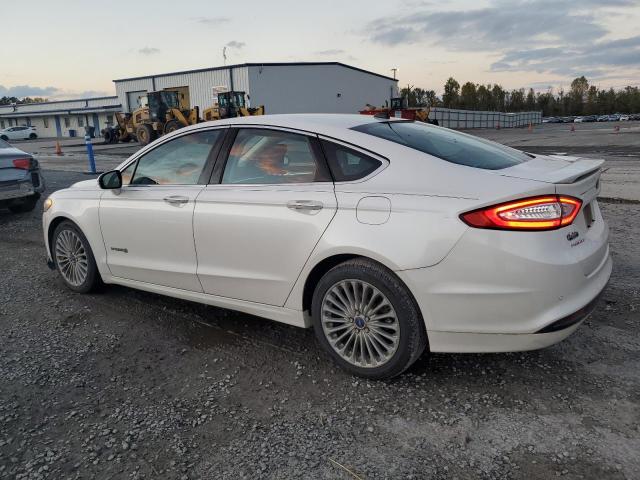 Photo 2 from auction – 2014 FORD FUSION TIT with VIN 3FA6P0RU8ER385963
