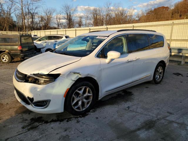 CHRYSLER PACIFICA T 2017 with VIN 2C4RC1BG2HR821052 - Photo from auction