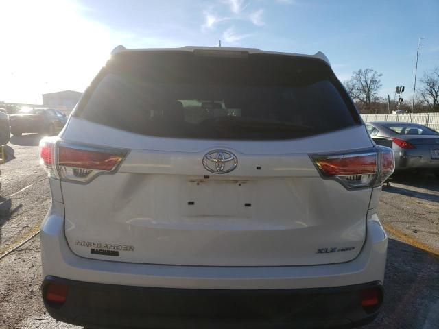 Photo 6 from auction – 2016 TOYOTA HIGHLANDER with VIN 5TDJKRFH7GS292558