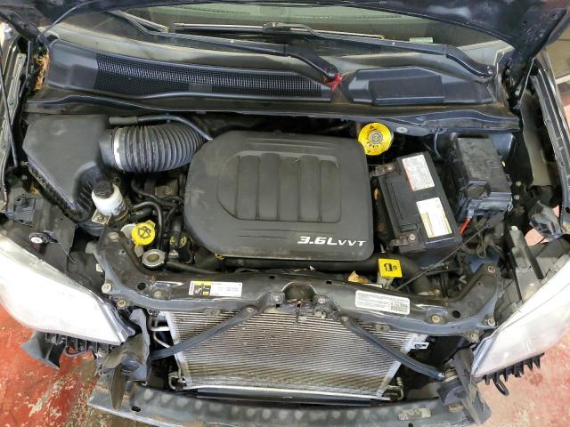 Photo 12 from auction – 2014 CHRYSLER TOWN & COU with VIN 2C4RC1BGXER447401