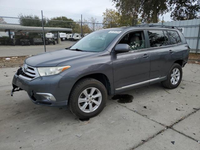 TOYOTA HIGHLANDER 2011 with VIN 5TDBK3EH3BS075715 - Photo from auction