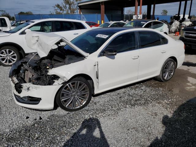 VOLKSWAGEN PASSAT SE 2015 with VIN 1VWBT7A39FC049459 - Photo from auction