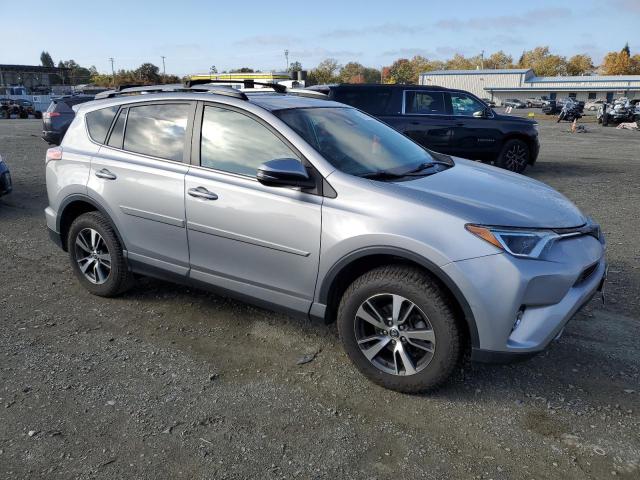 Photo 4 from auction – 2017 TOYOTA RAV4 XLE with VIN 2T3RFREV2HW692865