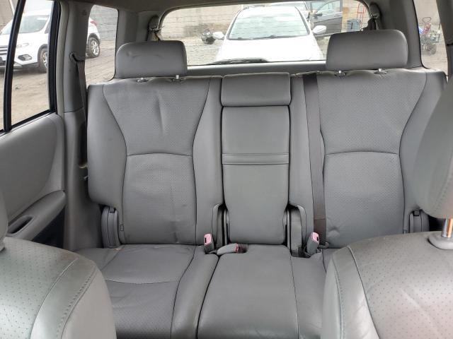 Photo 10 from auction – 2004 TOYOTA HIGHLANDER with VIN JTEEP21A840035262