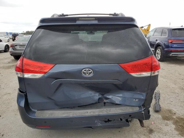 Photo 6 from auction – 2014 TOYOTA SIENNA LE with VIN 5TDKK3DC3ES415813