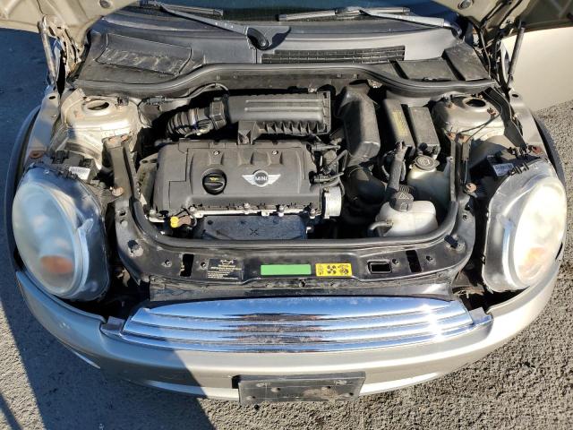 Photo 11 from auction – 2007 MINI COOPER with VIN WMWMF335X7TL67261