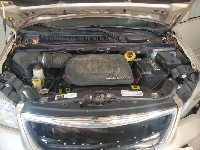 Photo 12 from auction – 2015 CHRYSLER TOWN & COU with VIN 2C4RC1BG7FR706363