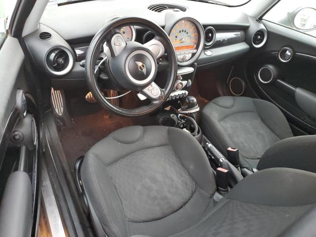 Photo 8 from auction – 2010 MINI COOPER S with VIN WMWMF7C51ATZ73062