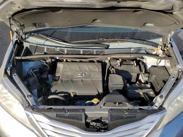Photo 12 from auction – 2015 TOYOTA SIENNA LE with VIN 5TDKK3DC6FS601816