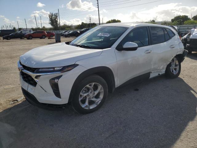 CHEVROLET TRAX LS 2024 with VIN KL77LFE2XRC082475 - Photo from auction