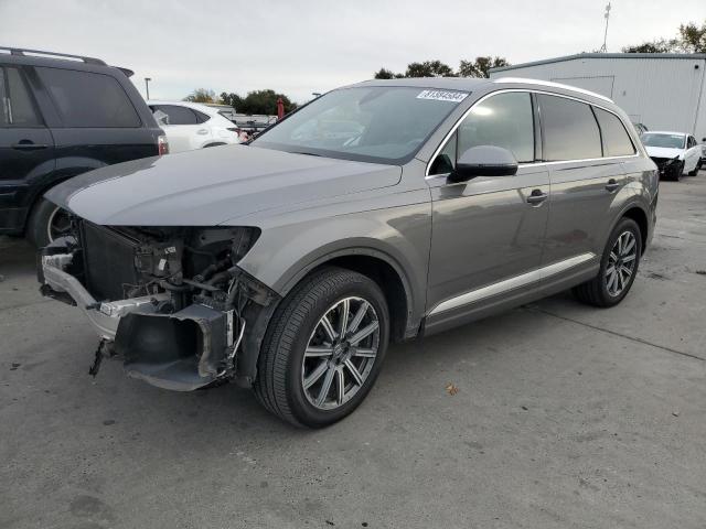 AUDI Q7 PREMIUM 2017 with VIN WA1LAAF73HD034842 - Photo from auction