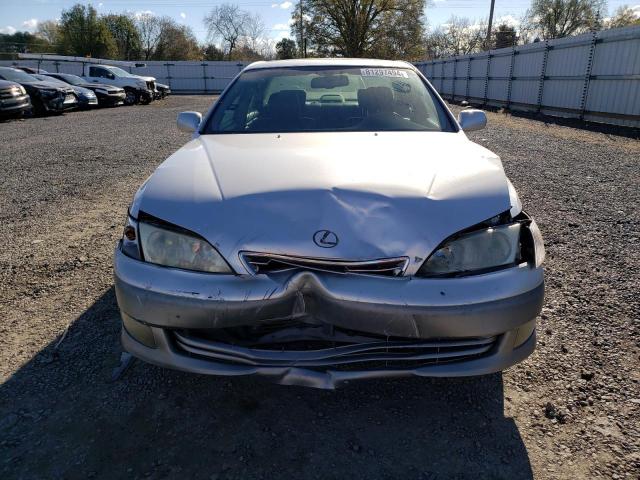 Photo 5 from auction – 2001 LEXUS ES 300 with VIN JT8BF28GX10304876