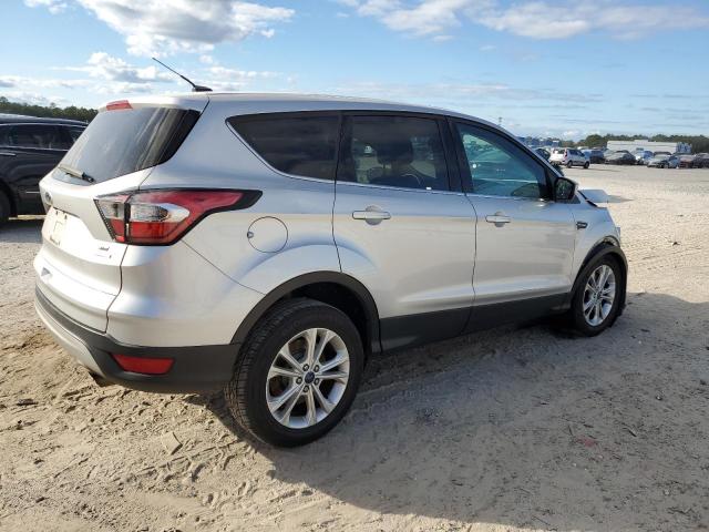 Photo 3 from auction – 2017 FORD ESCAPE SE with VIN 1FMCU0G92HUC52175