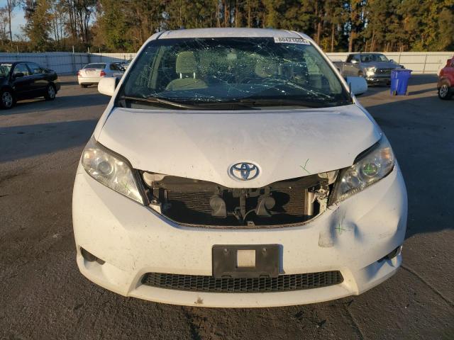 Photo 5 from auction – 2015 TOYOTA SIENNA LE with VIN 5TDKK3DC9FS548156