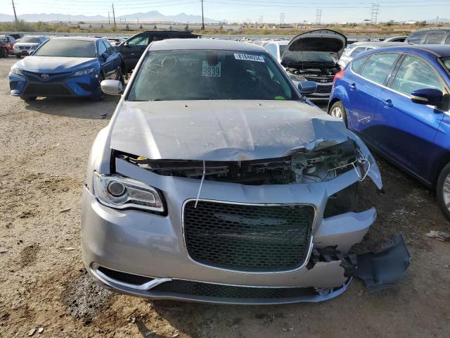 Photo 5 from auction – 2015 CHRYSLER 300 LIMITE with VIN 2C3CCAAG5FH932001