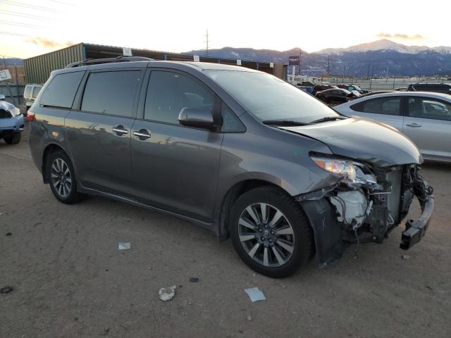 Photo 4 from auction – 2018 TOYOTA SIENNA XLE with VIN 5TDDZ3DC7JS206816