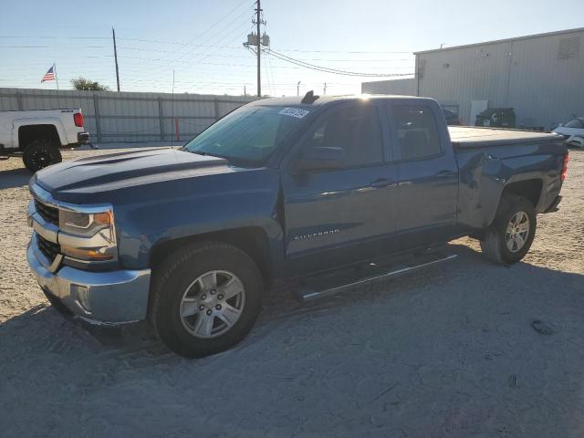 CHEVROLET SILVERADO 2017 with VIN 1GCRCREC1HZ283215 - Photo from auction