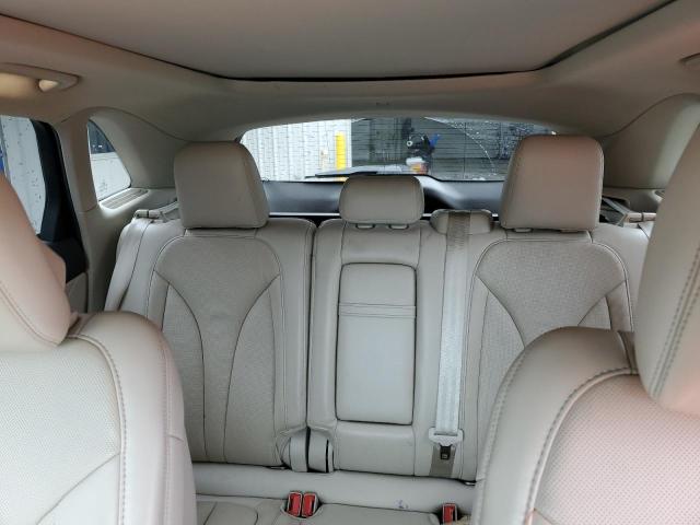 Photo 10 from auction – 2017 LINCOLN MKC RESERV with VIN 5LMCJ3C91HUL70330
