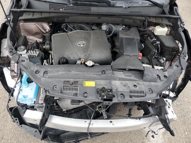 Снимка 12 от търг – 2018 TOYOTA HIGHLANDER с VIN 5TDBZRFH6JS812871