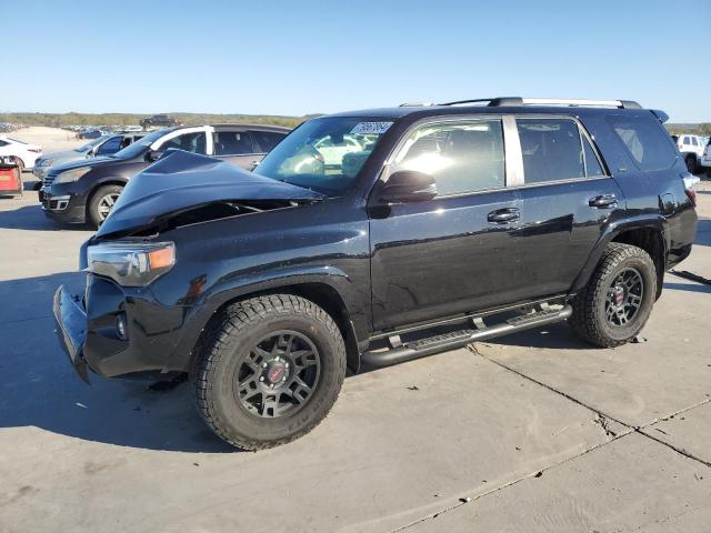 TOYOTA 4RUNNER SR 2021 with VIN JTEFU5JR1M5242034 - Photo from auction