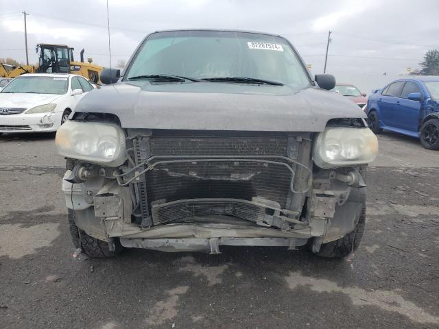 Photo 5 from auction – 2005 FORD ESCAPE XLT with VIN 1FMYU93115KB28352