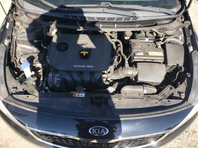 Photo 11 from auction – 2017 KIA FORTE LX with VIN 3KPFK4A78HE093103