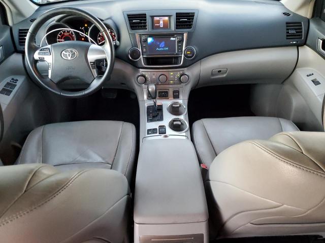 Photo 8 from auction – 2013 TOYOTA HIGHLANDER with VIN 5TDBK3EH2DS219595