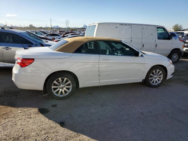 Photo 3 from auction – 2012 CHRYSLER 200 TOURIN with VIN 1C3BCBEB4CN119123