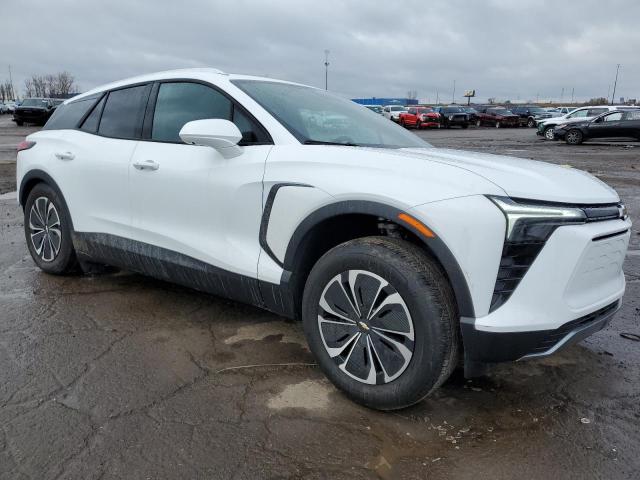 Photo 4 from auction – 2024 CHEVROLET BLAZER 2LT with VIN 3GNKDBRJ9RS223039