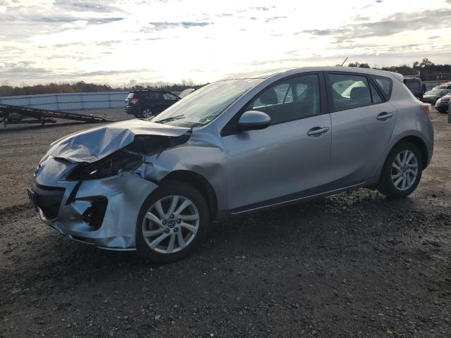 MAZDA 3 I 2013 with VIN JM1BL1LP8D1832619 - Photo from auction