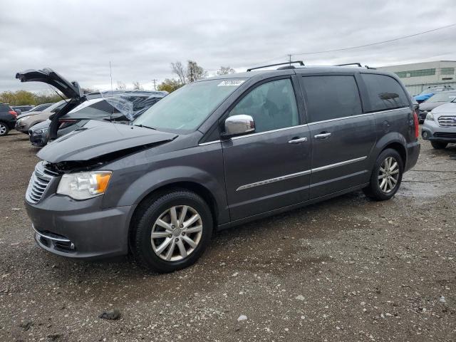 Photo 1 from auction – 2015 CHRYSLER TOWN & COU with VIN 2C4RC1GG6FR754946