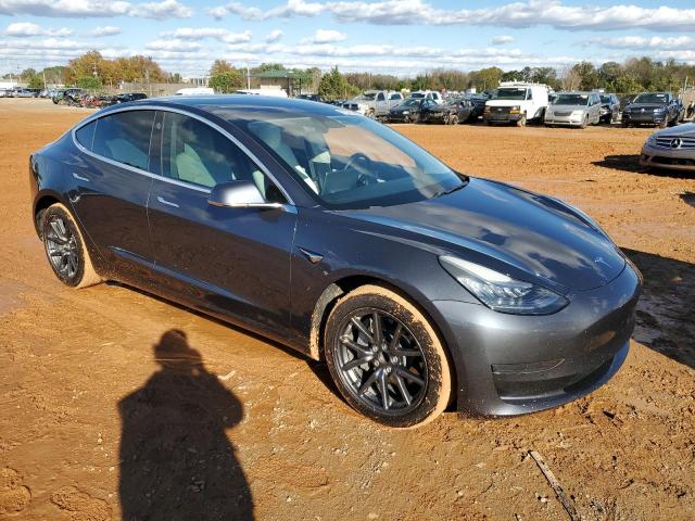 Photo 4 from auction – 2019 TESLA MODEL 3 with VIN 5YJ3E1EA5KF431525