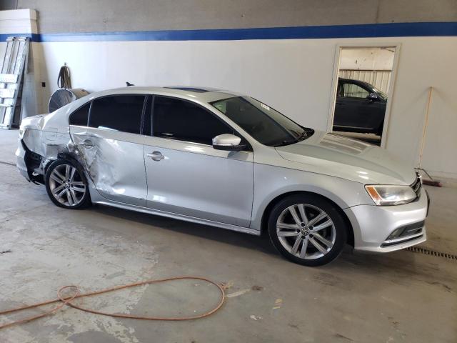 Photo 4 from auction – 2015 VOLKSWAGEN JETTA SEL with VIN 3VWL17AJ0FM334493