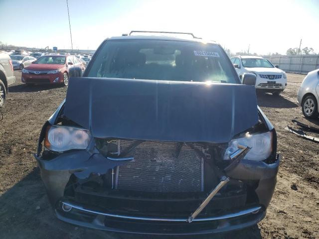 Photo 5 from auction – 2015 CHRYSLER TOWN & COU with VIN 2C4RC1BG0FR644935
