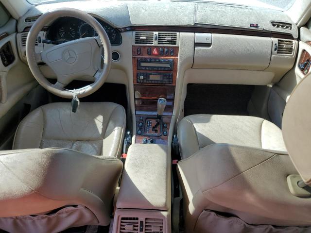 Photo 8 from auction – 1999 MERCEDES-BENZ E 320 with VIN WDBJF65H6XA762532