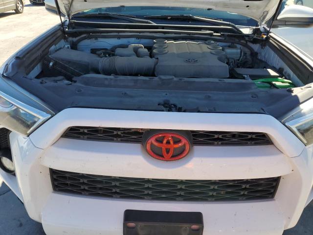 Photo 12 from auction – 2016 TOYOTA 4RUNNER SR with VIN JTEBU5JR5G5383546