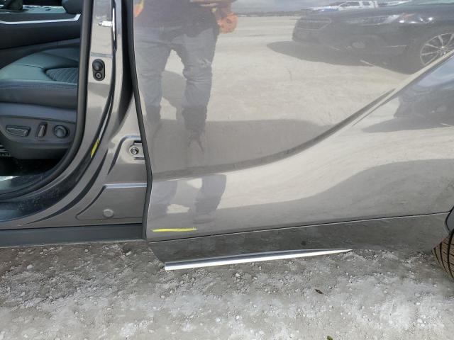 Photo 13 from auction – 2022 TOYOTA HIGHLANDER with VIN 5TDJZRAH0NS103278