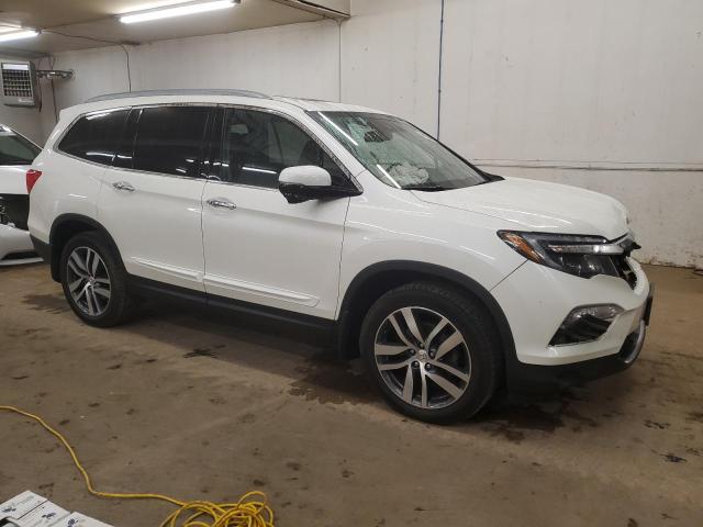 Photo 4 from auction – 2017 HONDA PILOT TOUR with VIN 5FNYF6H96HB044332