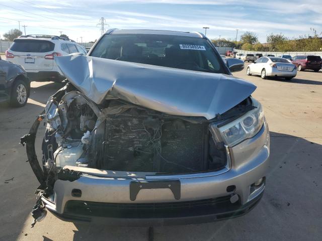 Photo 5 from auction – 2015 TOYOTA HIGHLANDER with VIN 5TDDKRFH9FS074133