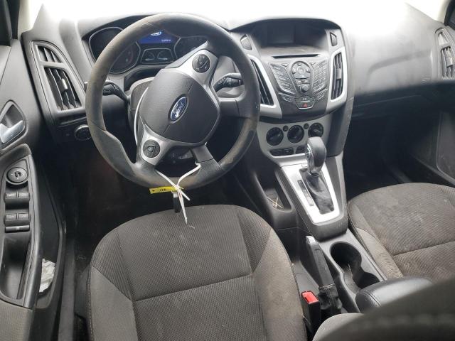 Zdjęcie 8 z aukcji – 2014 FORD FOCUS SE z VIN 1FADP3K27EL110603