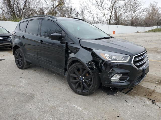 Photo 4 from auction – 2018 FORD ESCAPE SE with VIN 1FMCU0GD0JUC15958