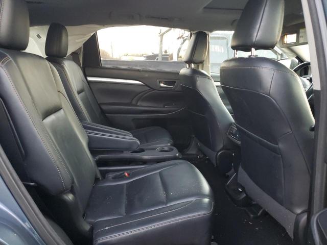 Photo 11 from auction – 2017 TOYOTA HIGHLANDER with VIN 5TDJZRFHXHS423804
