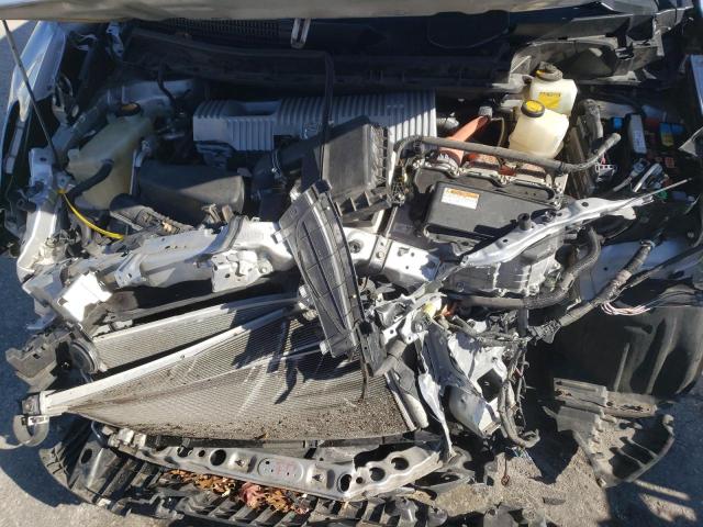 Photo 12 from auction – 2014 TOYOTA PRIUS V with VIN JTDZN3EU9E3329422