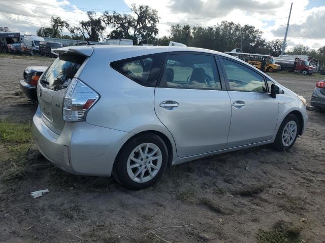 Photo 3 from auction – 2013 TOYOTA PRIUS V with VIN JTDZN3EU7D3283233