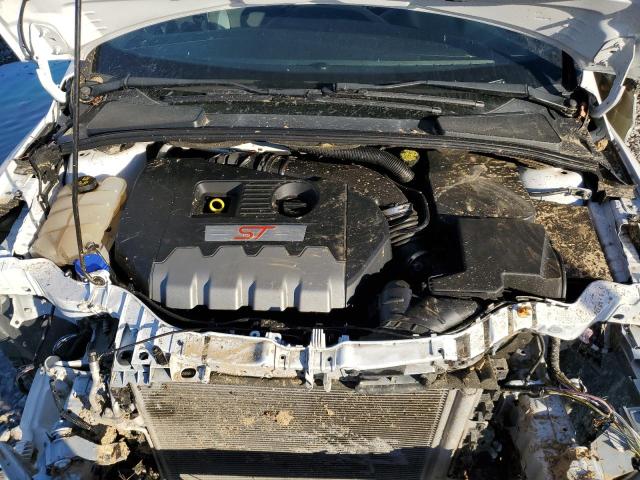 Photo 11 from auction – 2017 FORD FOCUS ST with VIN 1FADP3L9XHL243713